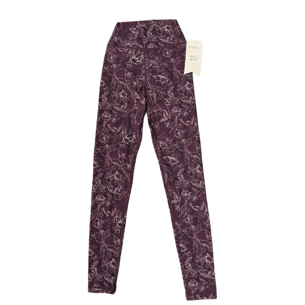 Stori Perserverance Tight Floral Mulberry Sand Size 2